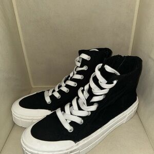 Mad Love Women’s Black and White High-Top Sneakers - Size 11 NWT